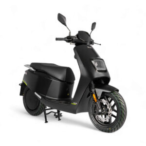IVA NCE matzwart elektrische scooter